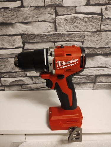Milwaukee m18blpdrc 18v - milwaukee, m18blpdrc-0