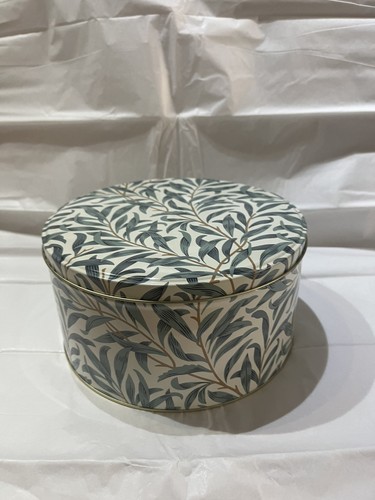 Small round cake - cake/storage, tin