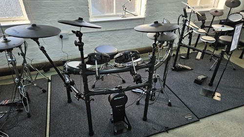 Roland 513 drums - td-513, v-drums.