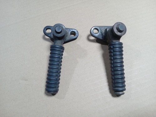 Crm250 passenger pegs crm 250 - passenger,