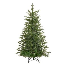 Realistic Christmas Tree