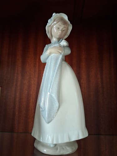 Lladro nao sweet girl - 17),