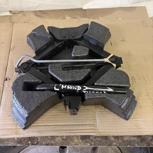 Ford kuga mk1 spare wheel - ford,