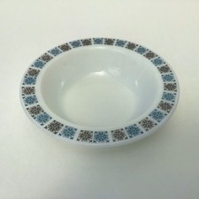 JAJ Pyrex Chelsea Small Rimmed