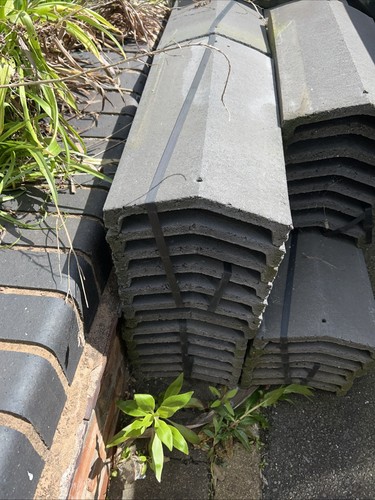 Redland universal angle ridge - redland,