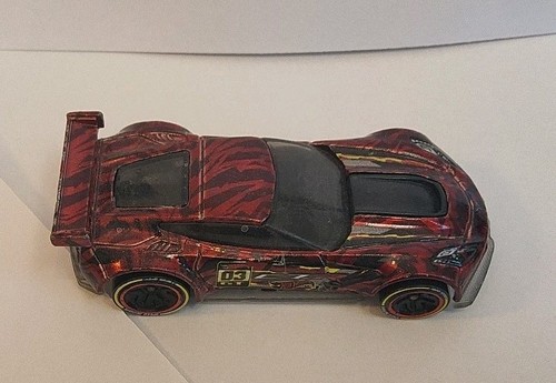 Hot wheels covette red - hot,