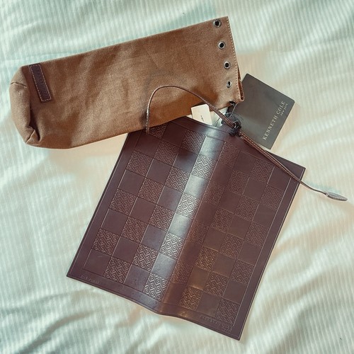 Kenneth cole portable leather - kenneth,