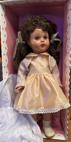 Vintage doll this most - 💜,