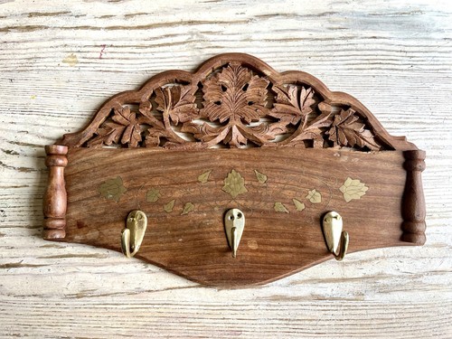 Exquisite hand carved coat - exquisite,