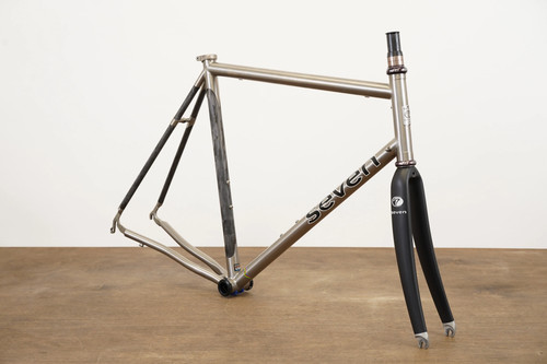 58cm seven odonata - seven, titanium