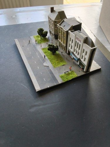 Gauge cardboard buildings - gauge,
