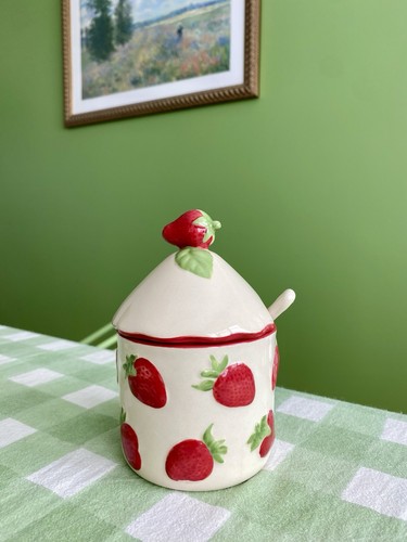 Ceramic embossed strawberry - ceramic,