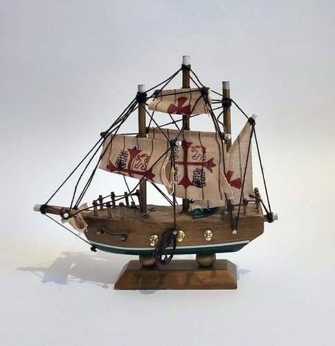 Wooden sailing ship models - wooden,
