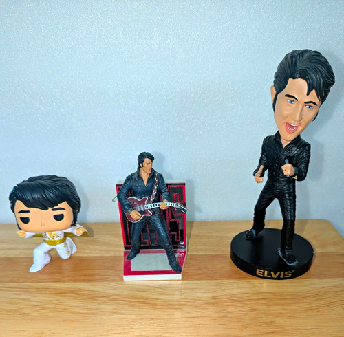 Elvis presley figurines lot - presley, 3