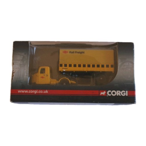 Corgi trackside scammell - trackside,