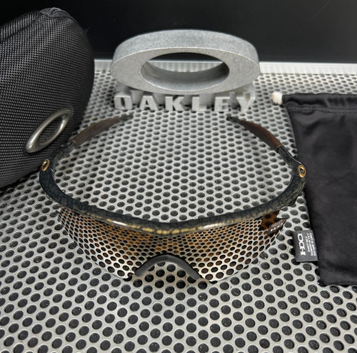 Oakley frame heater - frame, gold