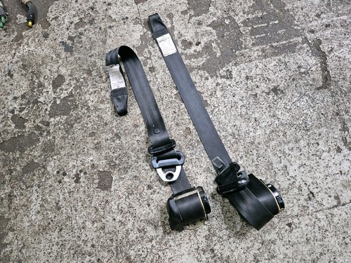 Corrado front seat - seat, belts