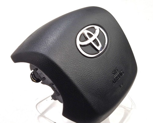 Toyota hilux mk8 genuine - toyota,