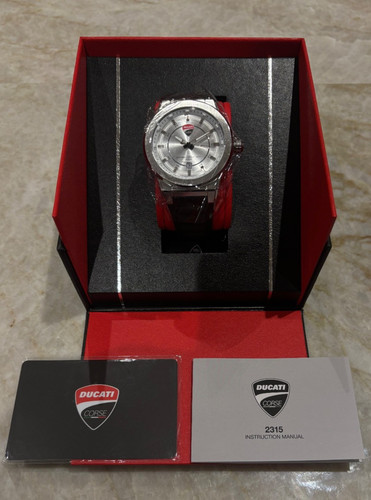 Ducati corse paddock - ducati,