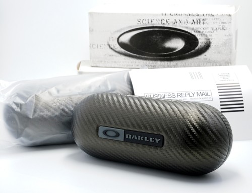 Oakley large - large, carbon