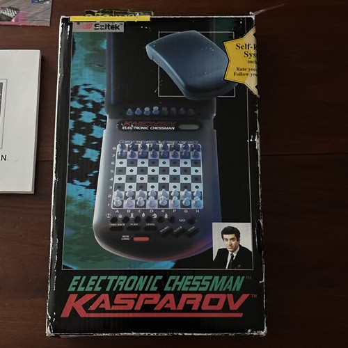 Vintage electronic chessman - electronic,