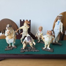 Ultra rare Albany Worcester Cricket figurine set