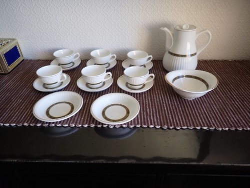 Beautiful and rare wedgwood - beautiful,