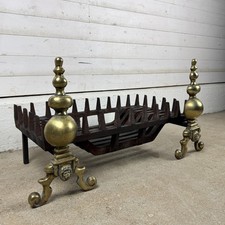 Reclaimed Saddle Grate Fire