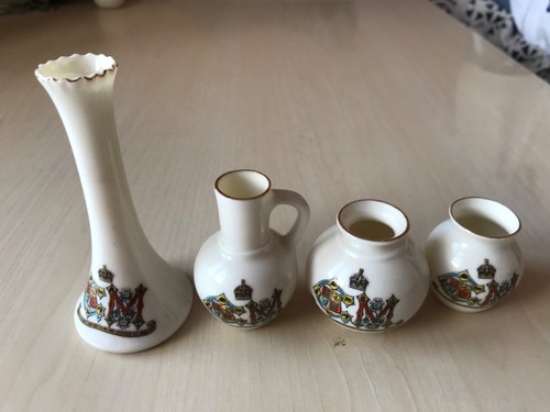 Goss crested china pieces - crested, 4