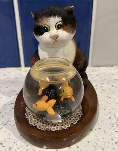 Comic curious cats linda - comic,