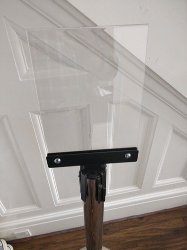 Sign holders fit stretch - sign, to