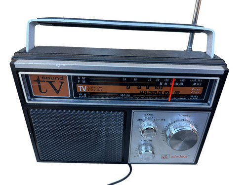 Vintage windsor sound radio - windsor,