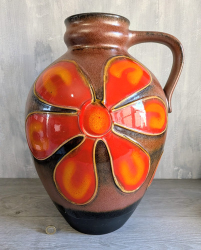 Mid century glazed vase fat - mid,