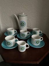 Vintage Retro Flower Power J&G