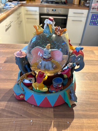 Disney snow globe very rare