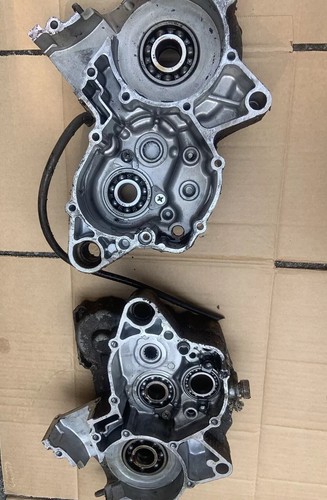 Yamaha 125 engine casing - yamaha, yz