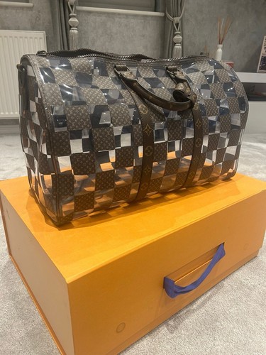 Brand new louis - brand, vuitton