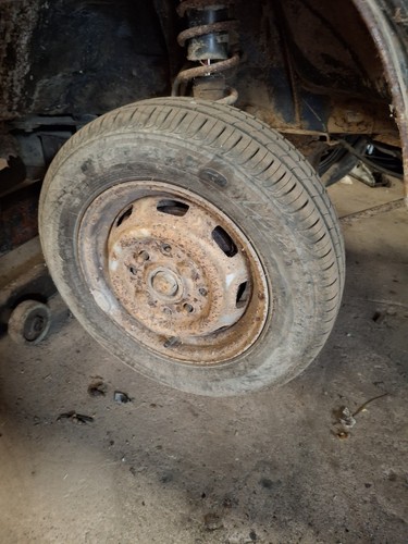 Daihatsu hijet wheel and tyres - hijet,