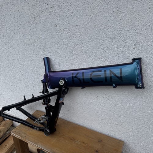 Klein mantra retro - mantra,