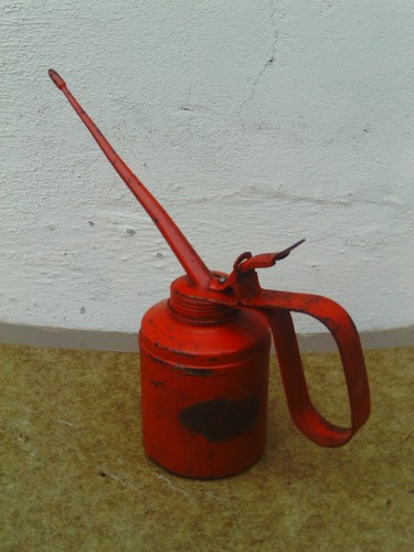 Vintage 1957 wesco oil - vintage,