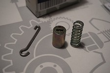 /586/ Repset Mercedes Bonnet