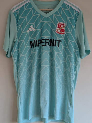 Swindon town 2024 away - swindon,