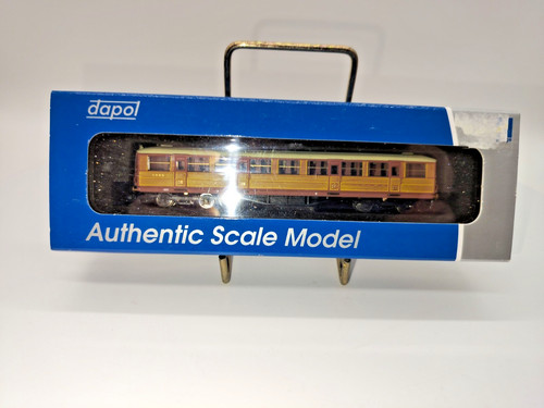Dapol gauge gresley coach - n,