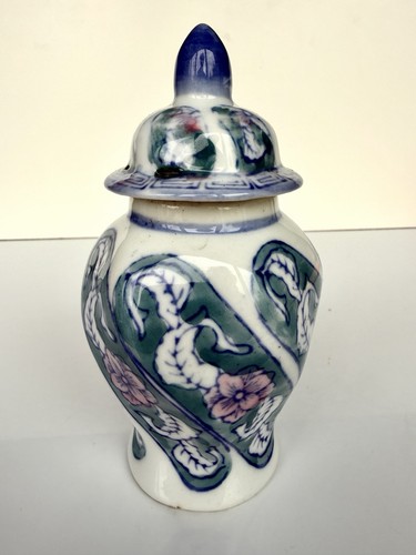 Vintage chinese porcelain - chinese,