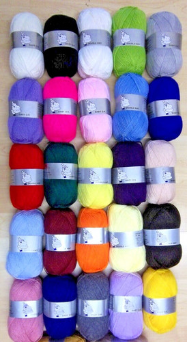 Woolyhippo yarn 100 - dk,