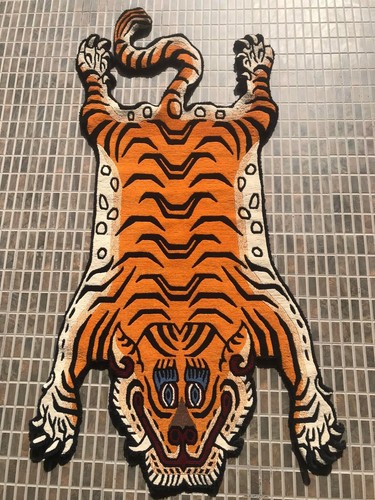 Hand knotted tibetan tiger - hand,