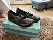 Clarks Horse Beauty Black