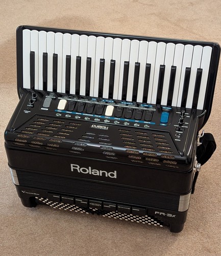Roland v accordion - roland, v-accordion