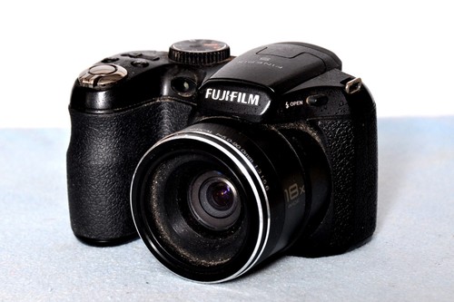 Fujifilm finepix s1800 0mp - fujifilm,