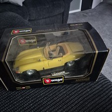 Burago, 1/18 Scale, Jaguar E